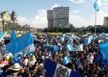 Guatemala: Movimientos sociales piden renuncia de Jimmy Morales