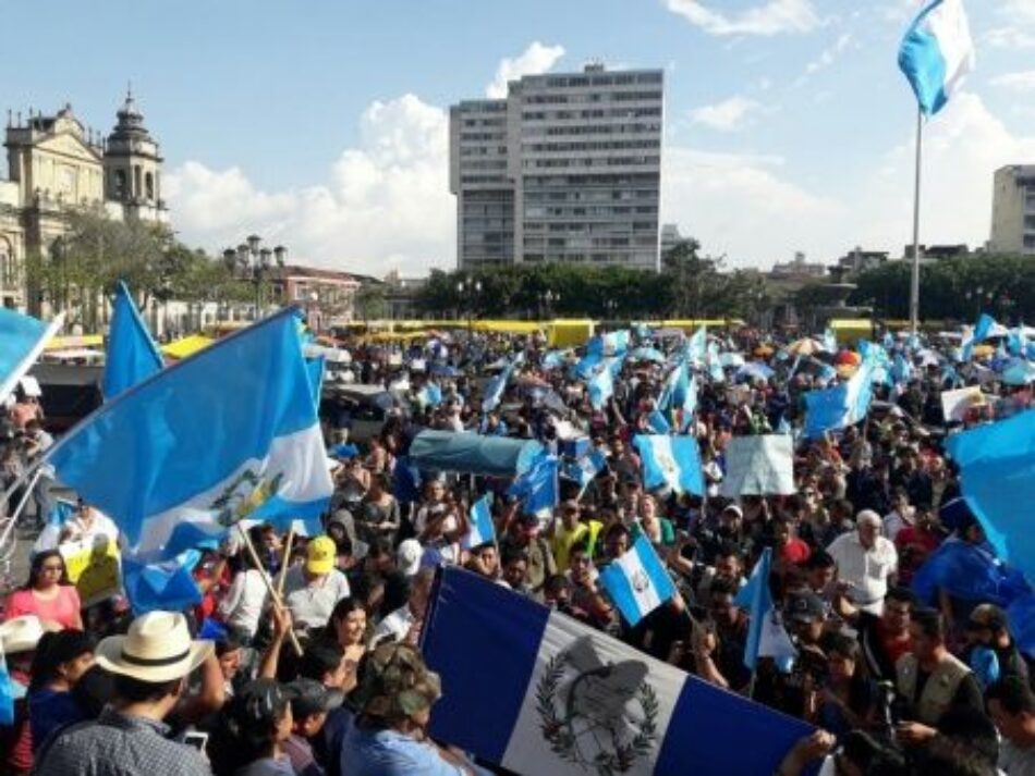 Guatemala: Movimientos sociales piden renuncia de Jimmy Morales