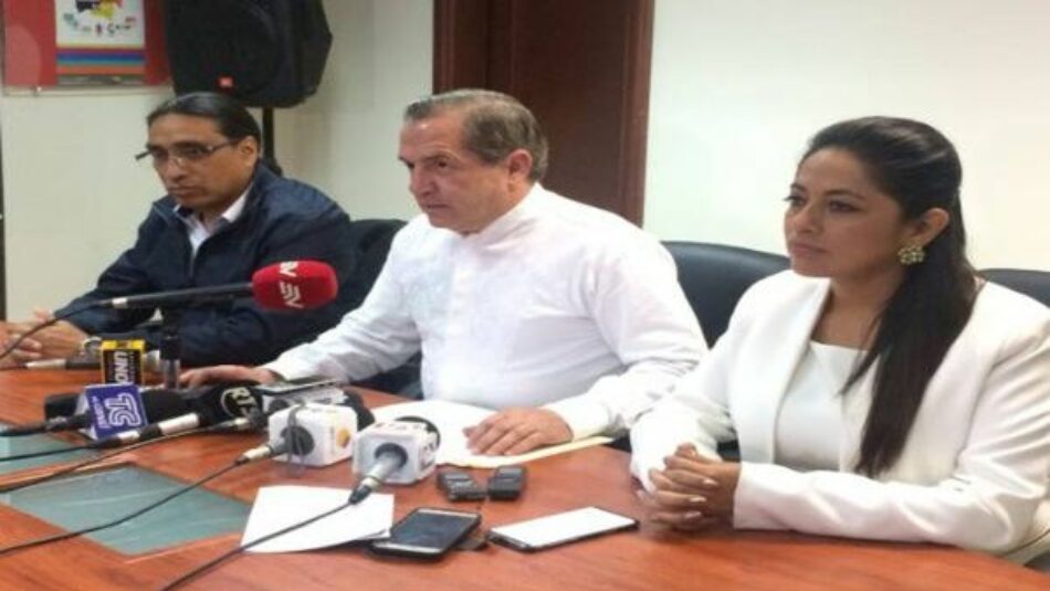 Dimiten 3 funcionarios del Gobierno de Ecuador