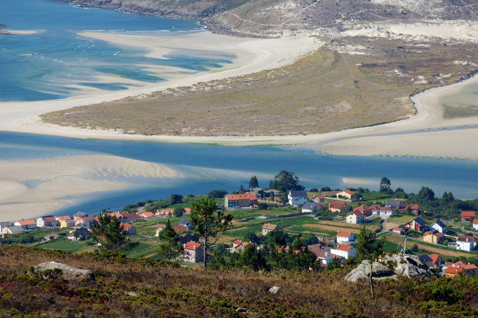 Equo Galicia actúa contra el nuevo proyecto eólico de Gas Natural Fenosa en la Costa da Morte