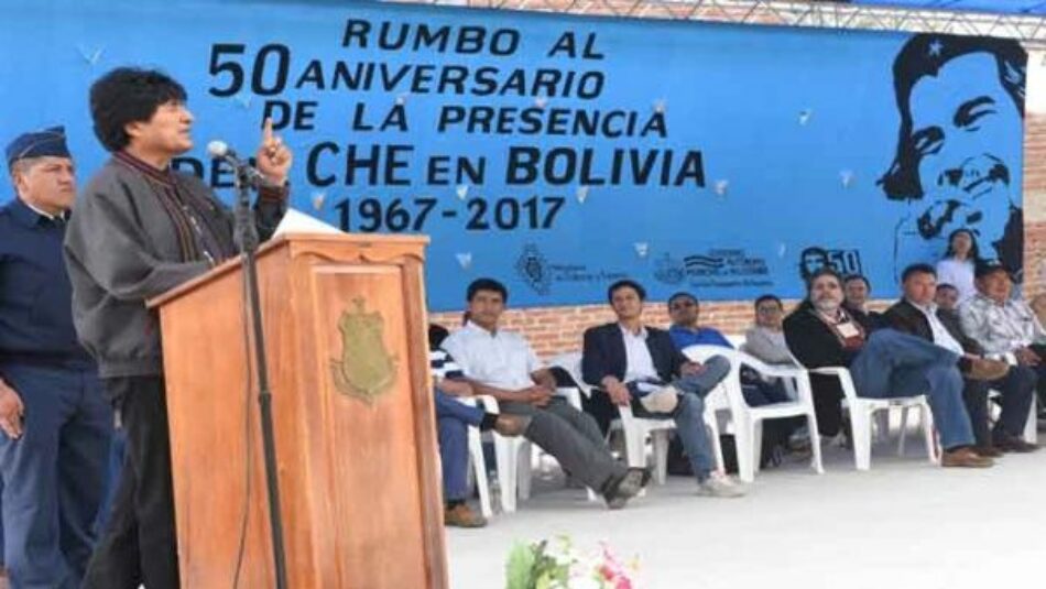 Evo prepara homenaje al Che junto a grupos sociales bolivianos