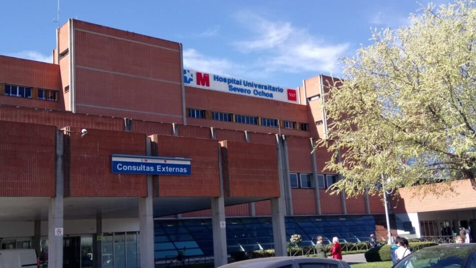 Leganemos denuncia que el cierre de camas en el Severo Ochoa deja el hospital bajo mínimos