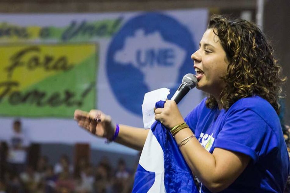 Juventud brasileña promete mes de resistencia contra Michel Temer