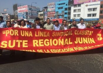 Maestros peruanos llegan a acuerdo con Gobierno