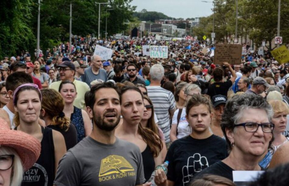 EE.UU: Miles de personas protestaron en Boston contra la intolerancia, el racismo y el discurso de Trump