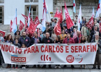 Concentración en Vigo para esixir o indulto de Carlos e Serafín