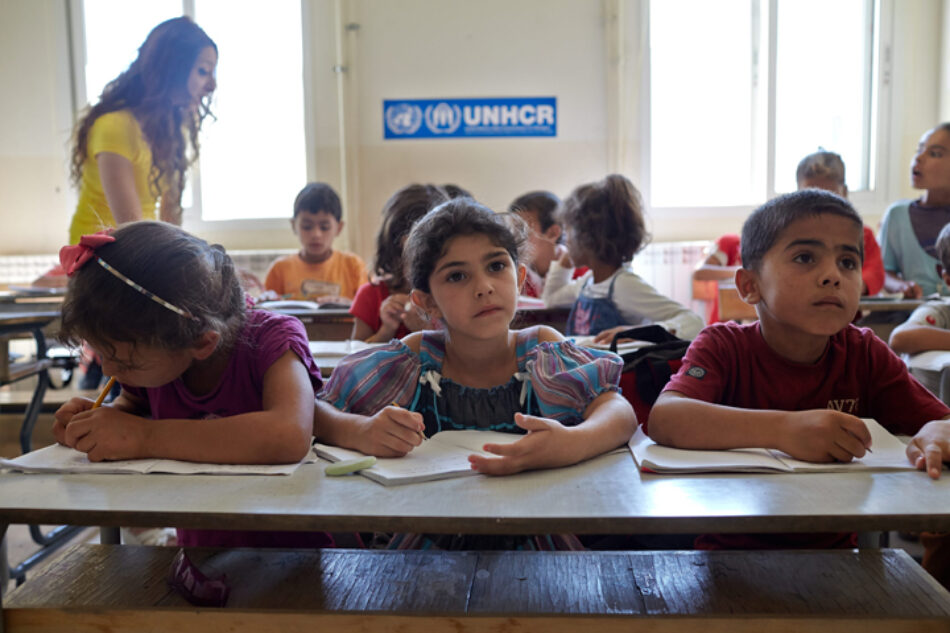 Un informe de ACNUR pone en relieve la magnitud de la crisis existente en la educación de los niños refugiados