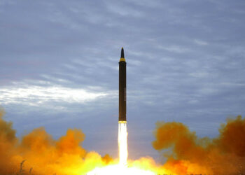 El alcance de los misiles norcoreanos es «más que suficiente» para llegar hasta Guam