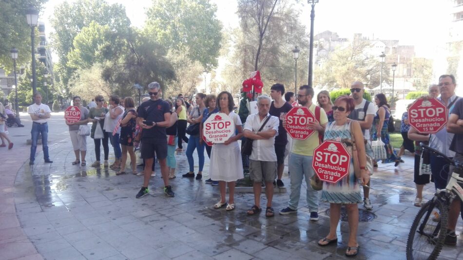 Stop Desahucios se concentra a las puertas de Bankia