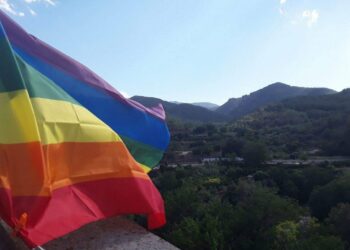 Arcópoli y el Observatorio madrileño contra la LGTBfobia firman convenio de colaboración con Bustarviejo