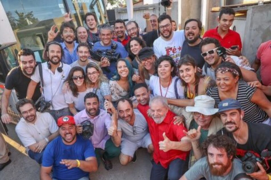Lula da Silva se reúne con periodistas de medios alternativos