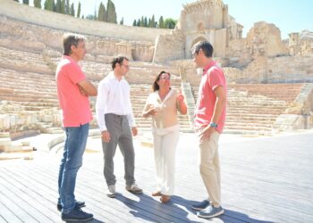 Investigadores de la UPCT aplican nanopartículas puras para consolidar sillares de arenisca del Teatro Romano