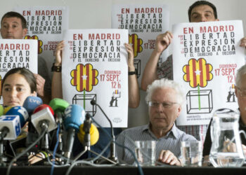 Acto: «Madrid abraza a Cataluña. Únete al mosaico humano»