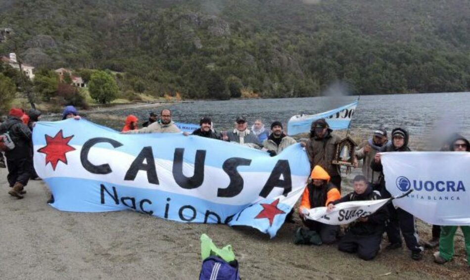 Argentina: Marcharon en la Patagonia para reclamar libre acceso al Lago Escondido, en manos del multimillonaro Joe Lewis