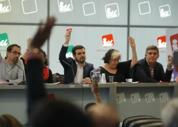 La Coordinadora Federal de IU respalda por amplia mayoría el documento de la dirección que fija posición sobre el 1-O y las actuaciones políticas posteriores