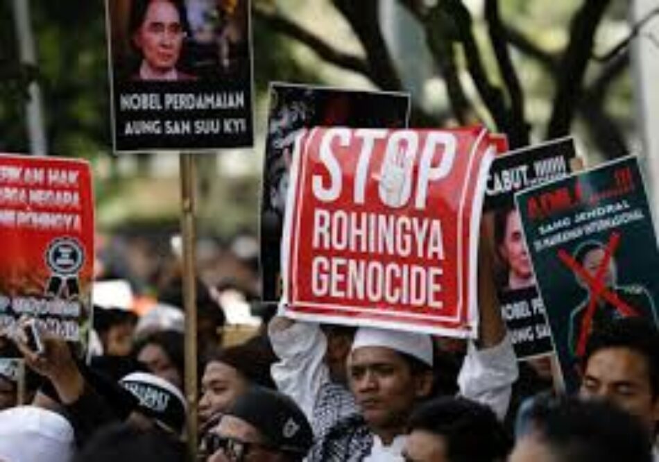 Musulmanes de Indonesia se manifiestan en favor de los rohingya