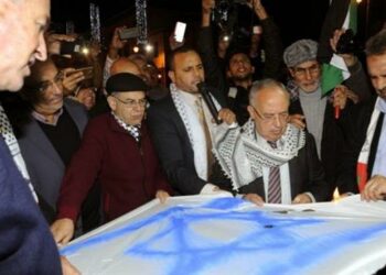 Marroquíes se manifiestan en Rabat para mostrar su oposición a cualquier vínculo con Israel