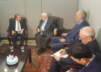 Bassil y Muallim acuerdan dar un impulso a las relaciones entre el Líbano y Siria