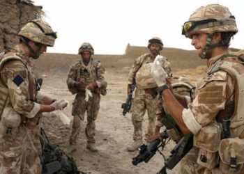 Reino Unido retira sus tropas de la base de Tanf, en Siria, y pone fin al entrenamiento de los militantes