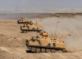 Ejército turco, listo para tomar la ciudad Afrin de kurdos sirios