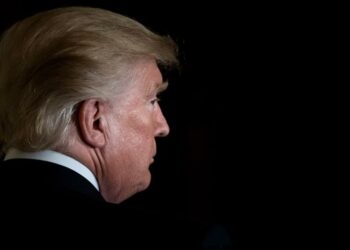 Trump lleva a EEUU ‘en una dirección peligrosa’ si sale del JCPOA