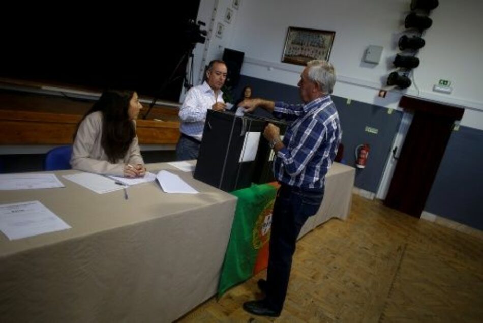 Socialistas ganan elecciones regionales en Portugal