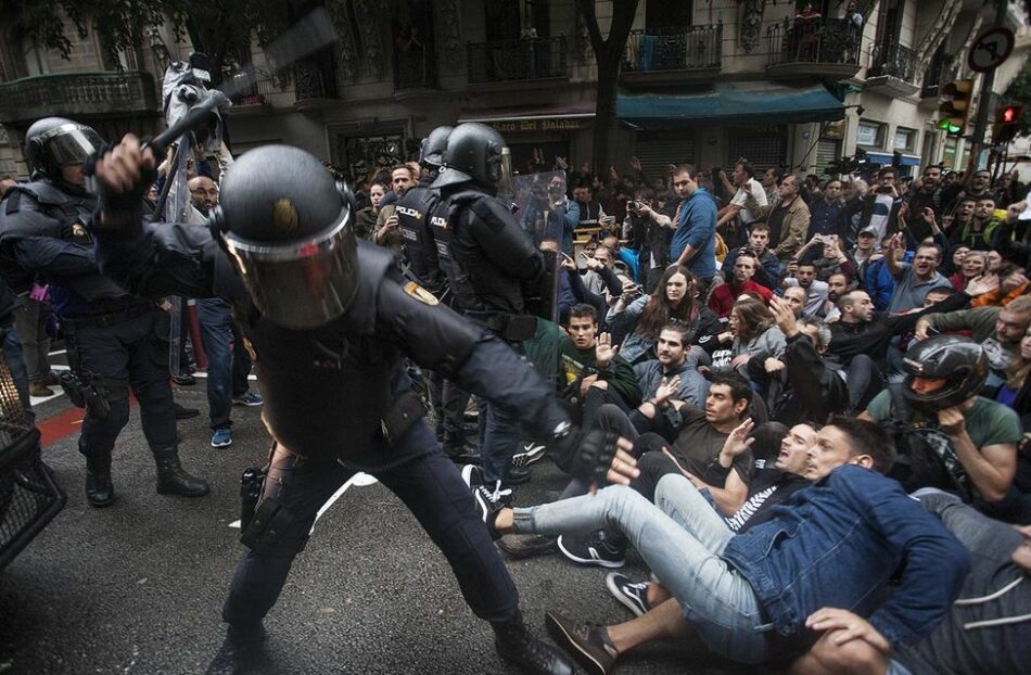 La FEP denuncia los ataques a periodistas en Cataluña