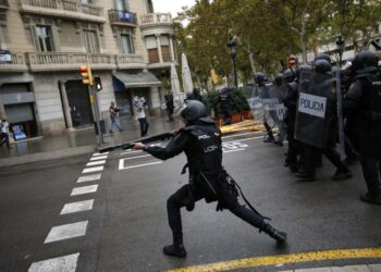 1-O: Amnistía Internacional denuncia uso excesivo de la fuerza por parte de Policía Nacional y Guardia Civil en Cataluña