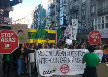 La Confederación de STEs-i se solidariza con el colectivo Preguntar No Es Delito de Cantabria, juzgado por defender la enseñanza pública