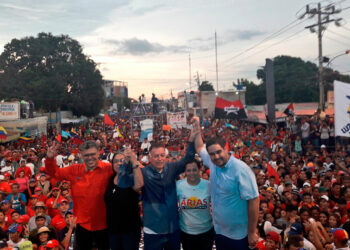 El chavismo se juega su futuro en las elecciones regionales de mañana