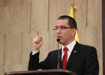 Venezuela insta al gobierno de España a respetar su soberanía e independencia