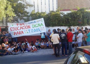 IU reclama la ampliación de horario para el monitor de apoyo en el CEIP Quinta de la Paz