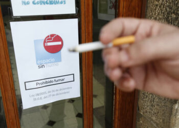 El Gobierno responde por escrito a Izquierda Unida que ultima la “nueva modificación” de la ‘Ley antitabaco’