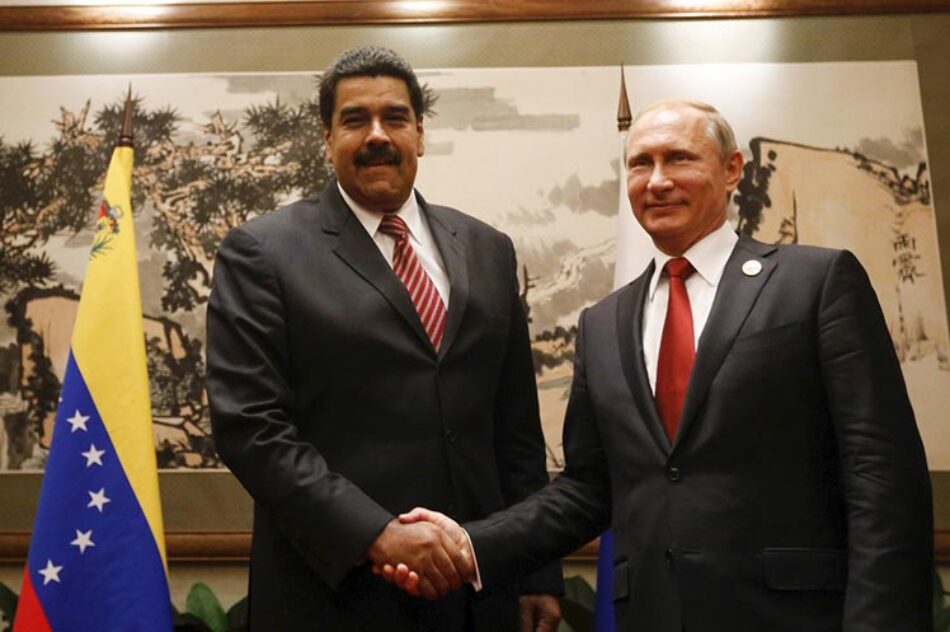 Maduro y Putin dialogan en el marco de foro energético
