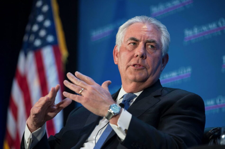 Internautas sirios se burlan de declaraciones de Tillerson contra Assad