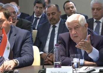 Siria y Rusia firman acuerdos para poner en marcha la fase de reconstrucción en el país árabe