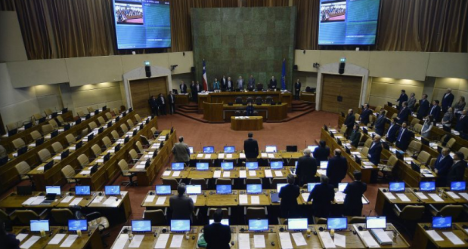 Chile. Protestan por suspensión de sesión especial de la Cámara de Diputados que abordaría crisis del VIH/SIDA