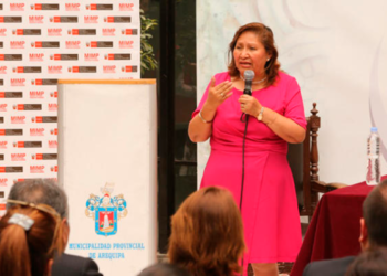 Ministra de la Mujer de Perú afirma que por compromisos en Derechos Humanos, su país no puede instaurar la pena de muerte