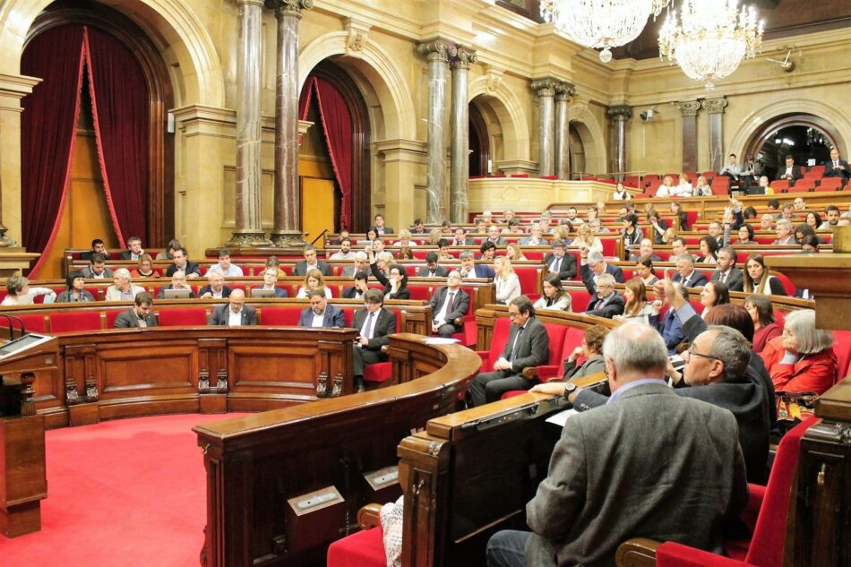 El Tribunal Constitucional prohíbe el pleno del Parlament de Catalunya del lunes próximo