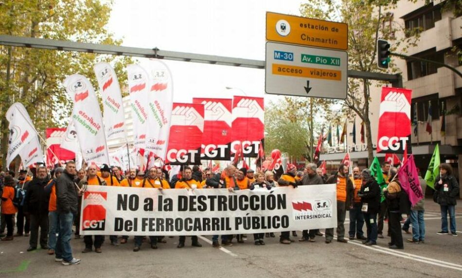 CGT desconvoca la huelga en Adif y RENFE