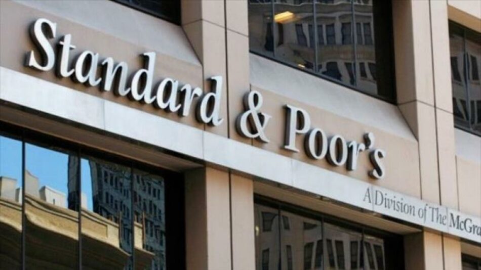 Agencia estadounidense S&P declara a Venezuela en default parcial