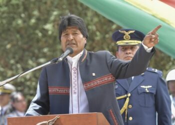 Bolivia: Evo Morales pide conocer contenido de reunión Brennan-Mesa y dice que estadounidenses le acercaron la información