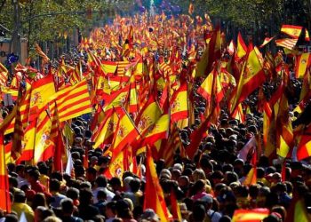 ¿Quién está detrás de Sociedad Civil Catalana (SCC)?