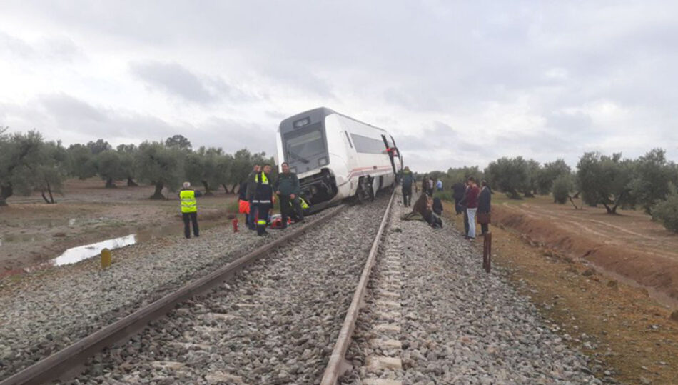 Unidos Podemos pide al Gobierno una ‘investigación rigurosa’ del accidente del tren Málaga-Sevilla