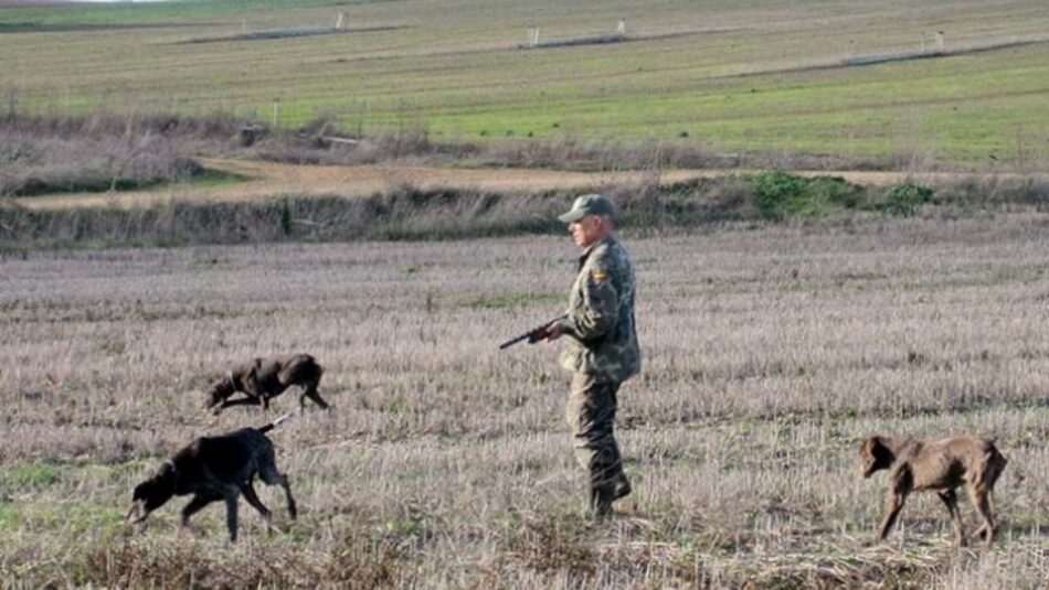 Ecologistas en Acción pide la suspensión temporal de la caza por el impacto de la sequía