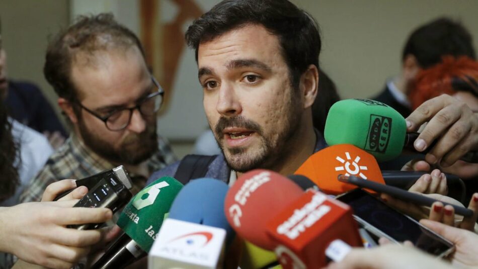 Garzón ve un “despropósito jurídico” la citación hoy a los miembros de la Mesa del Parlament en una actuación judicial que sólo sirve para “agravar el problema político, no resolverlo”