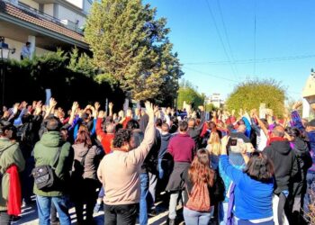 Paralizan el desahucio de Las Gabias