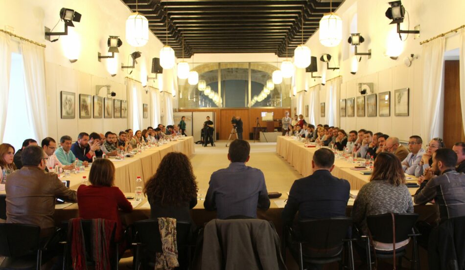IU Andalucía asegura tras el acto de la FAMP que los ayuntamientos “no tienen nada que celebrar”