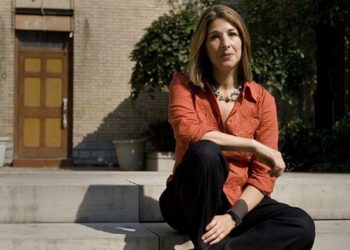 Naomi Klein acusa al Gobierno español de activar un “ataque flagrante a la democracia” en Catalunya