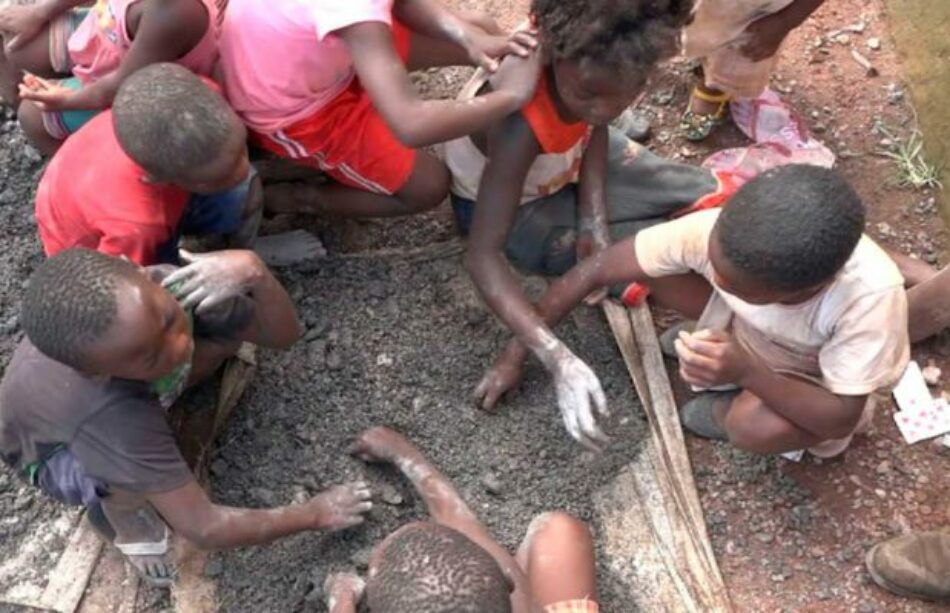 Trabajo infantil: 40.000 menores congoleños son explotados para la extracción de cobalto